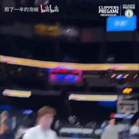 寶藏球員！你覺(jué)得小瓊斯能延續(xù)去年季后賽的亮眼表現(xiàn)嗎？