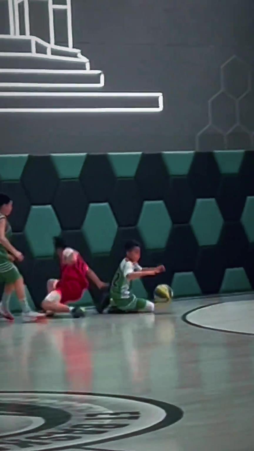 有一種默契叫做從小一起長(zhǎng)大！