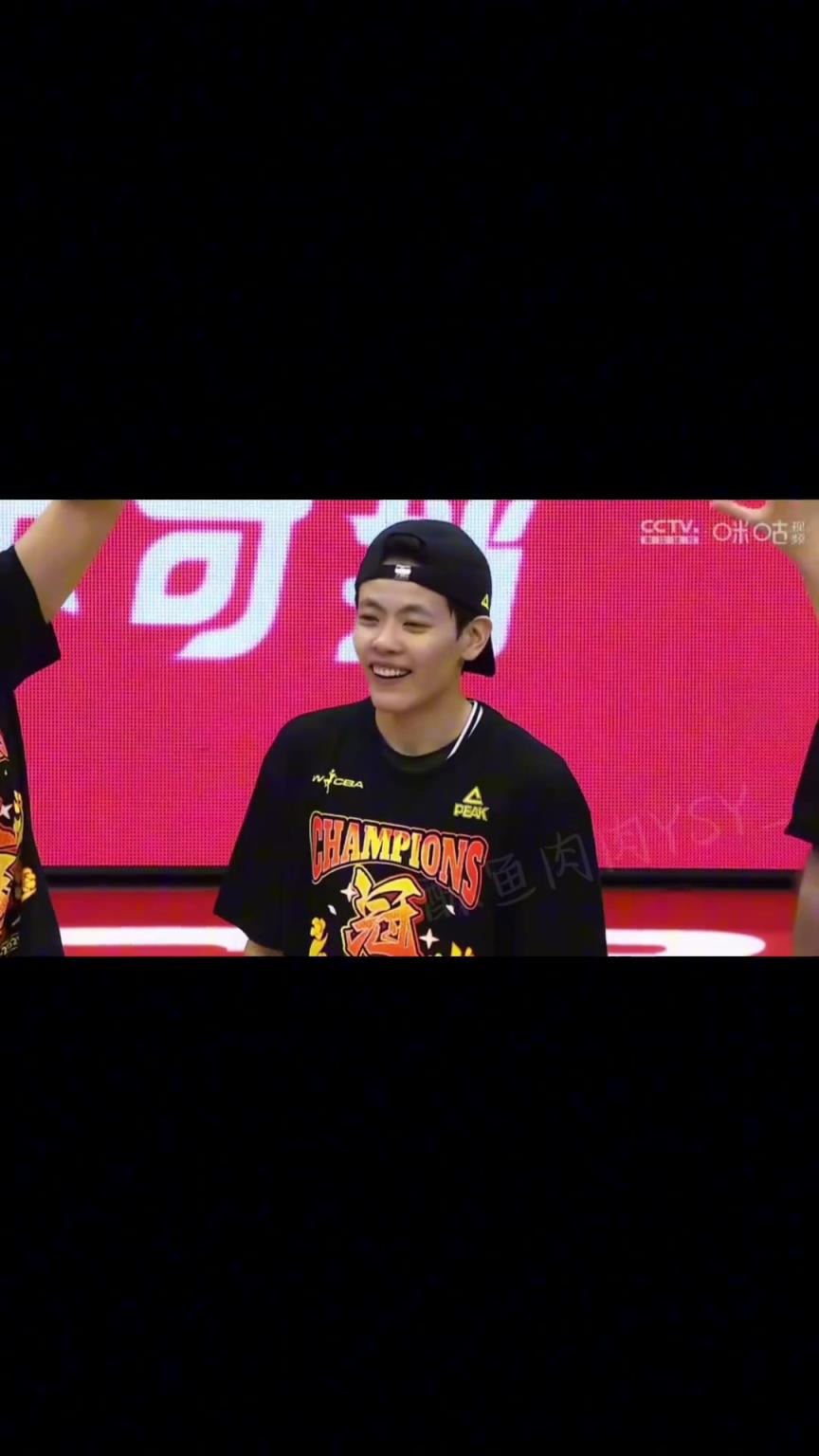 以小搏大以弱勝?gòu)?qiáng) ；從不被看好，到站到最高的領(lǐng)獎(jiǎng)臺(tái)...